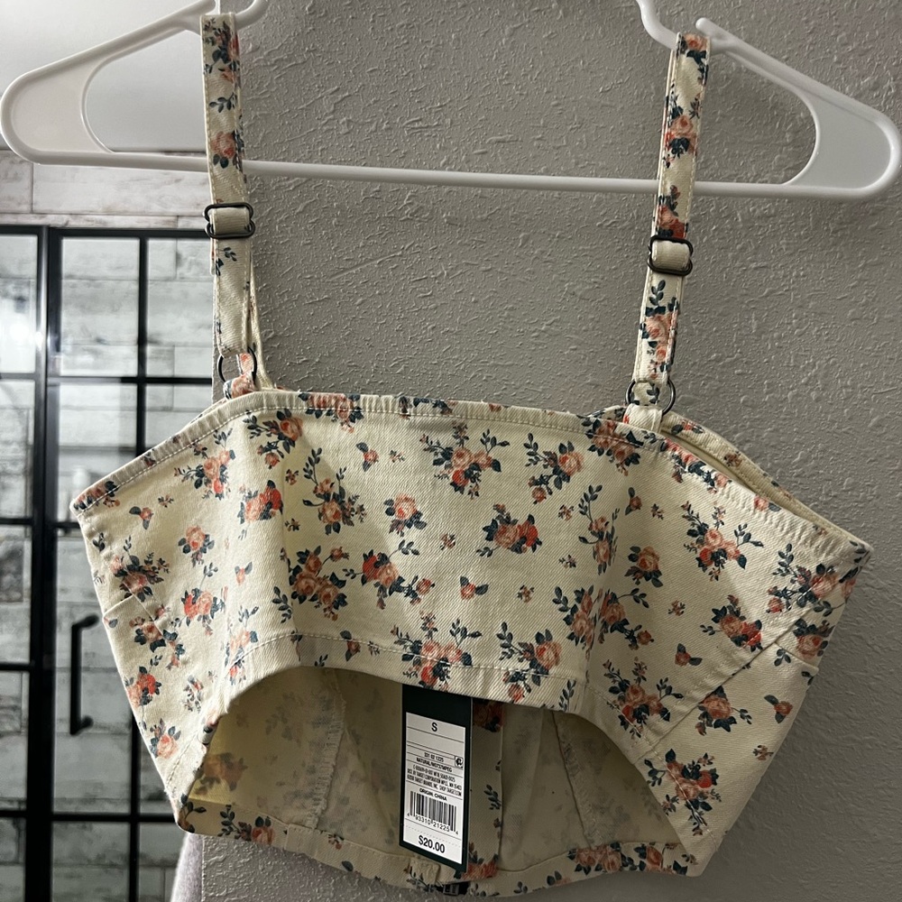 Wild Fable Floral Croptop